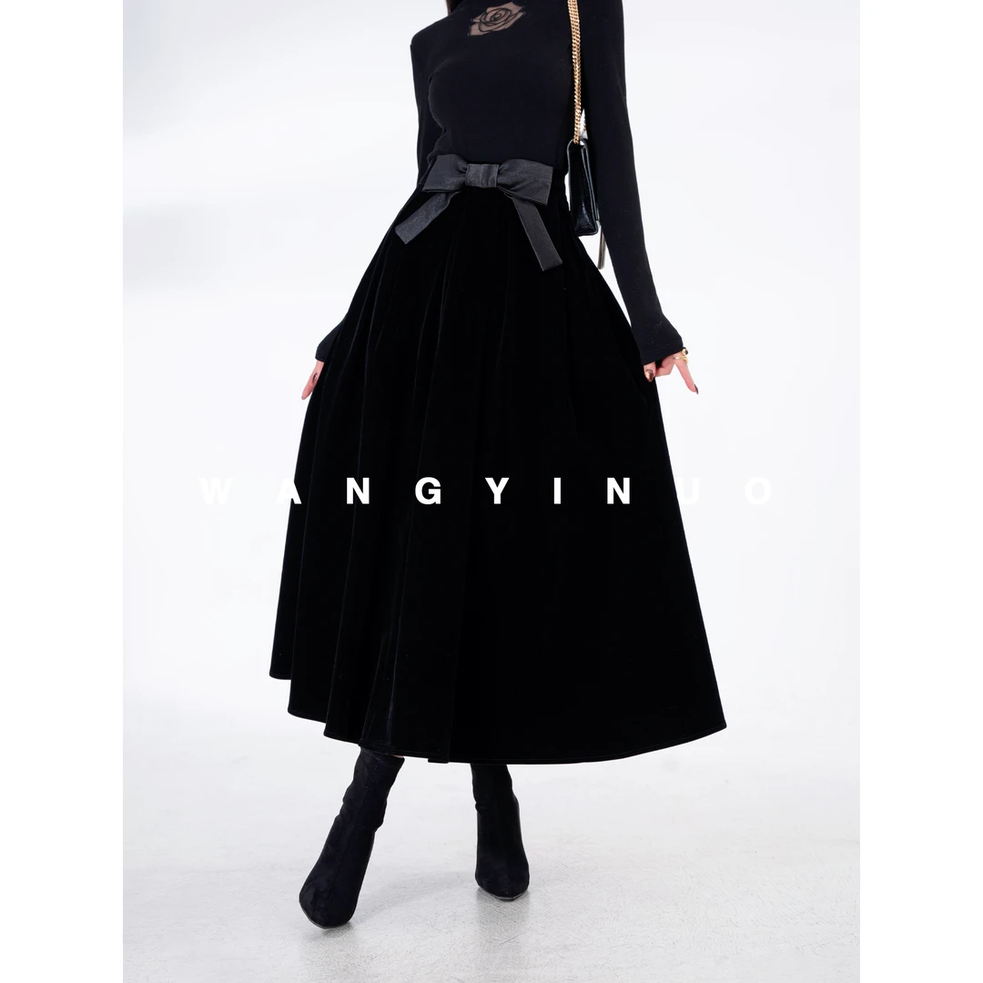 MD进进原创【优雅千金】2026新款时尚减龄设计感显瘦丝绒百搭半身裙