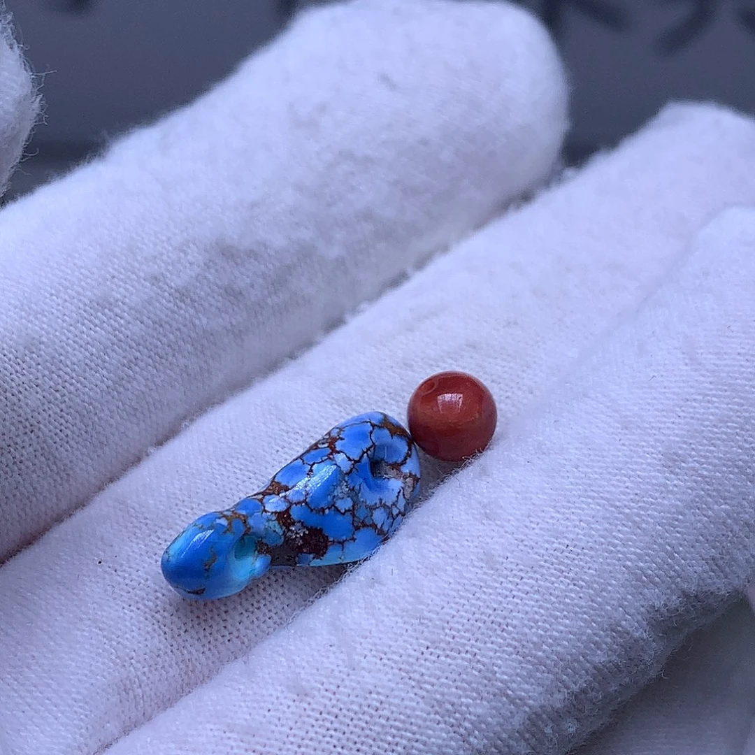 欢****南红玛瑙未镶嵌珠宝奇石