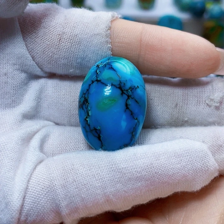 绿松石未镶嵌饰品