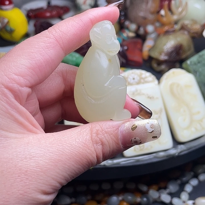 和田玉（糖玉）未镶嵌颈饰
