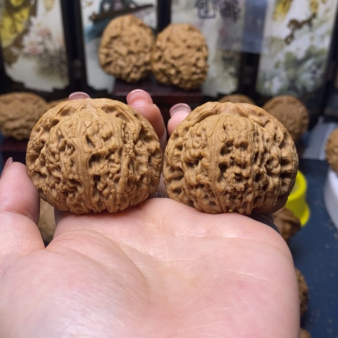 文玩核桃吊坠南疆42尺全品25