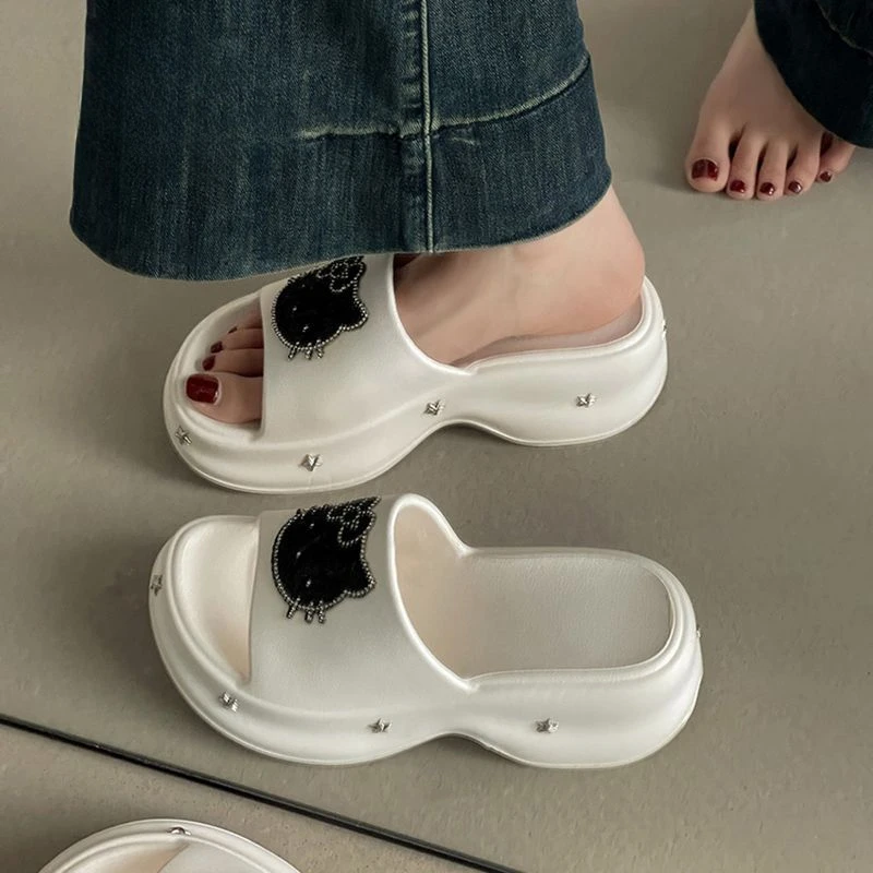 时尚百搭可爱卡通猫咪厚底一字拖鞋女2025夏季简约外穿沙滩凉拖鞋