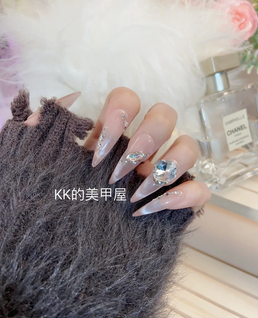 蜜桃恋人高级感冰透渐变微笑法式猫眼仙女纯手工穿戴甲