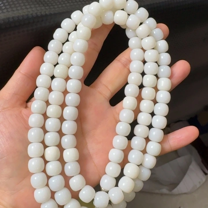 和田玉未镶嵌颈饰108卡10黑山