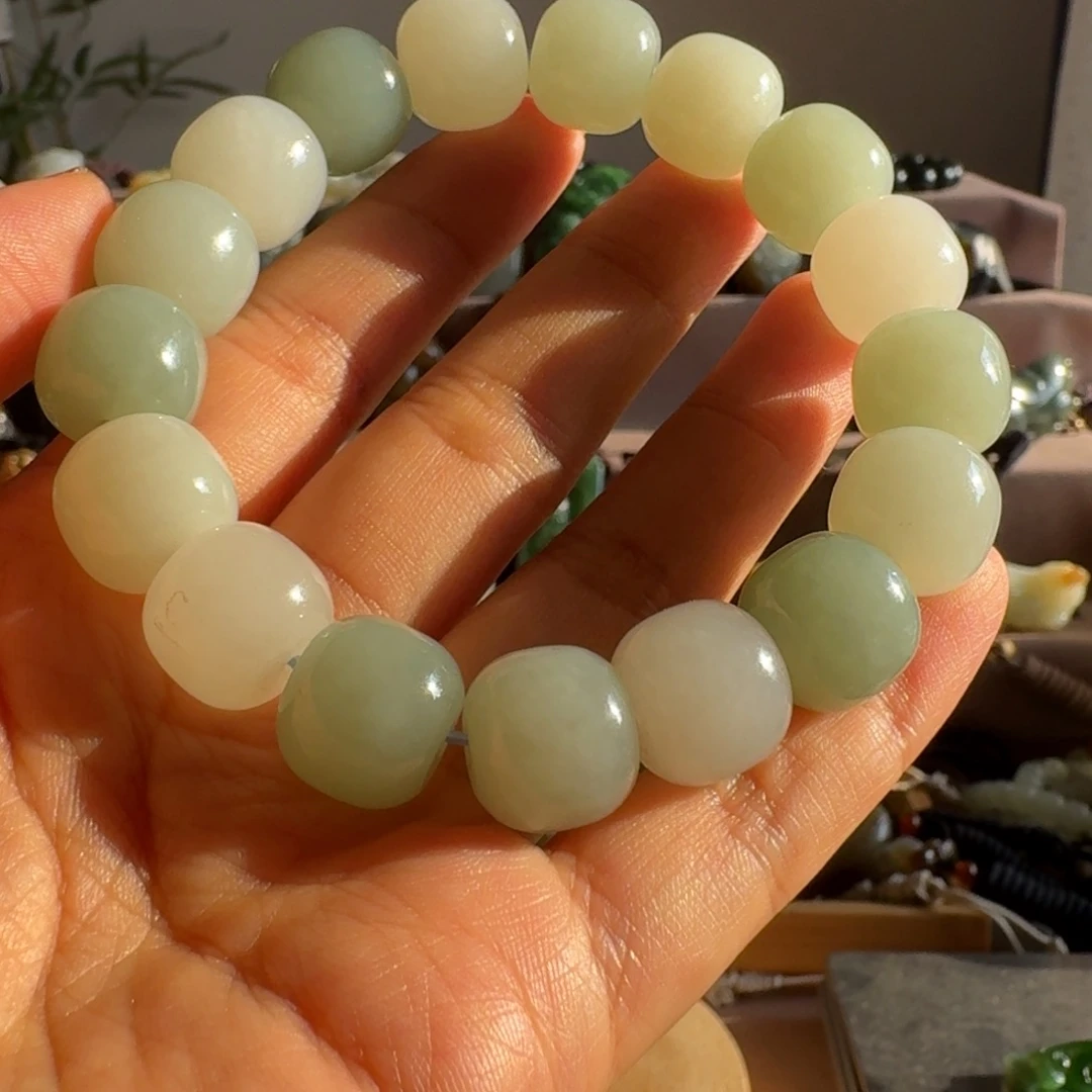 和田玉（糖玉）未镶嵌颈饰