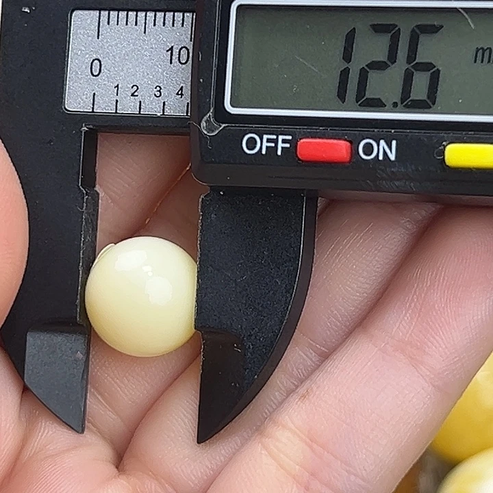 蜜蜡未镶嵌裸石蜜蜡111