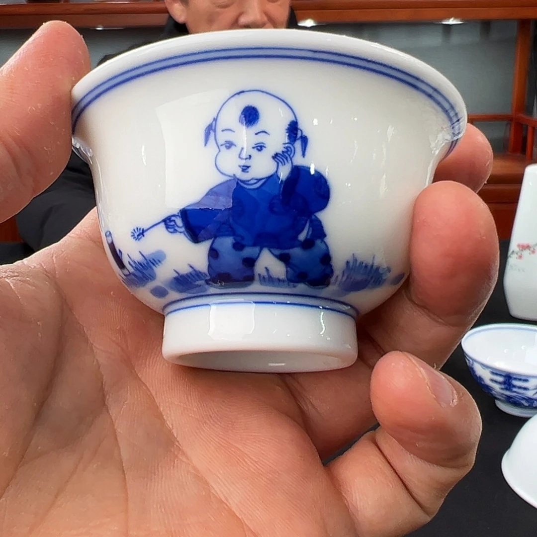 柴窑青花童子压手杯