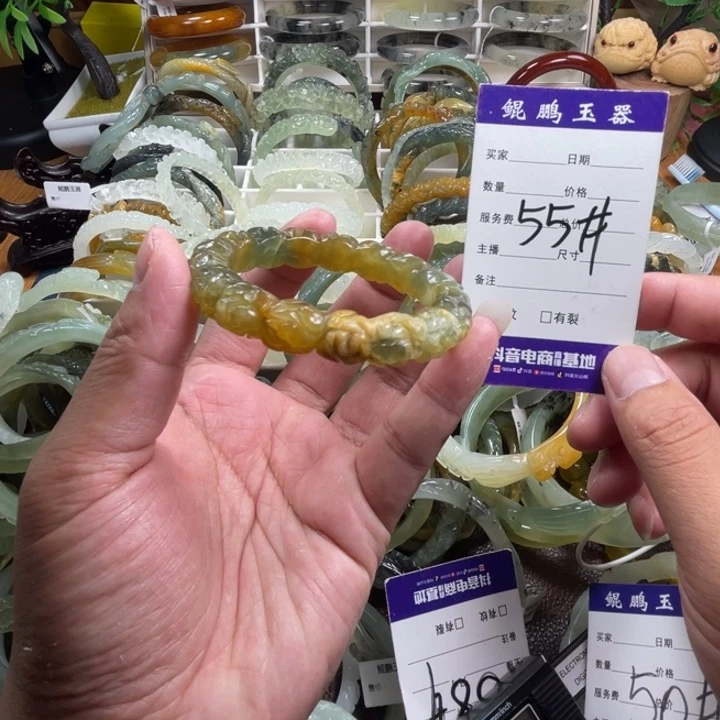 未镶嵌蛇纹石玉手镯