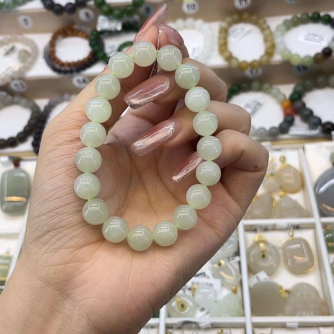 和田玉未镶嵌手串