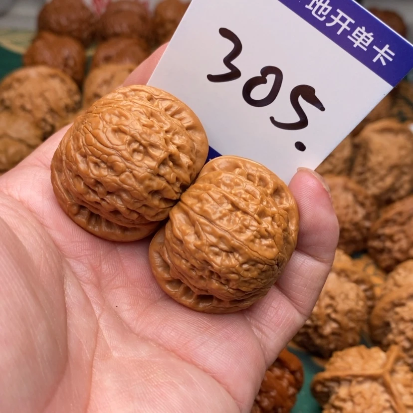 【闪购商品】文玩核桃把件铁锤妹妹37