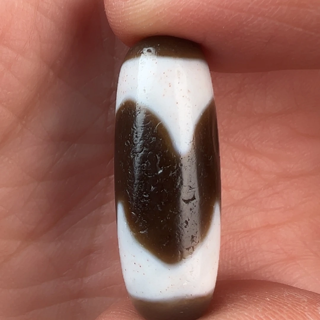 玛瑙/玉髓未镶嵌颈饰朱砂小虎牙28.68✖️11mm