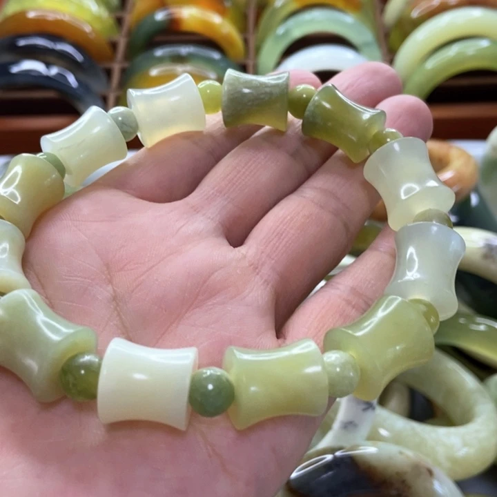 未镶嵌蛇纹石玉手镯