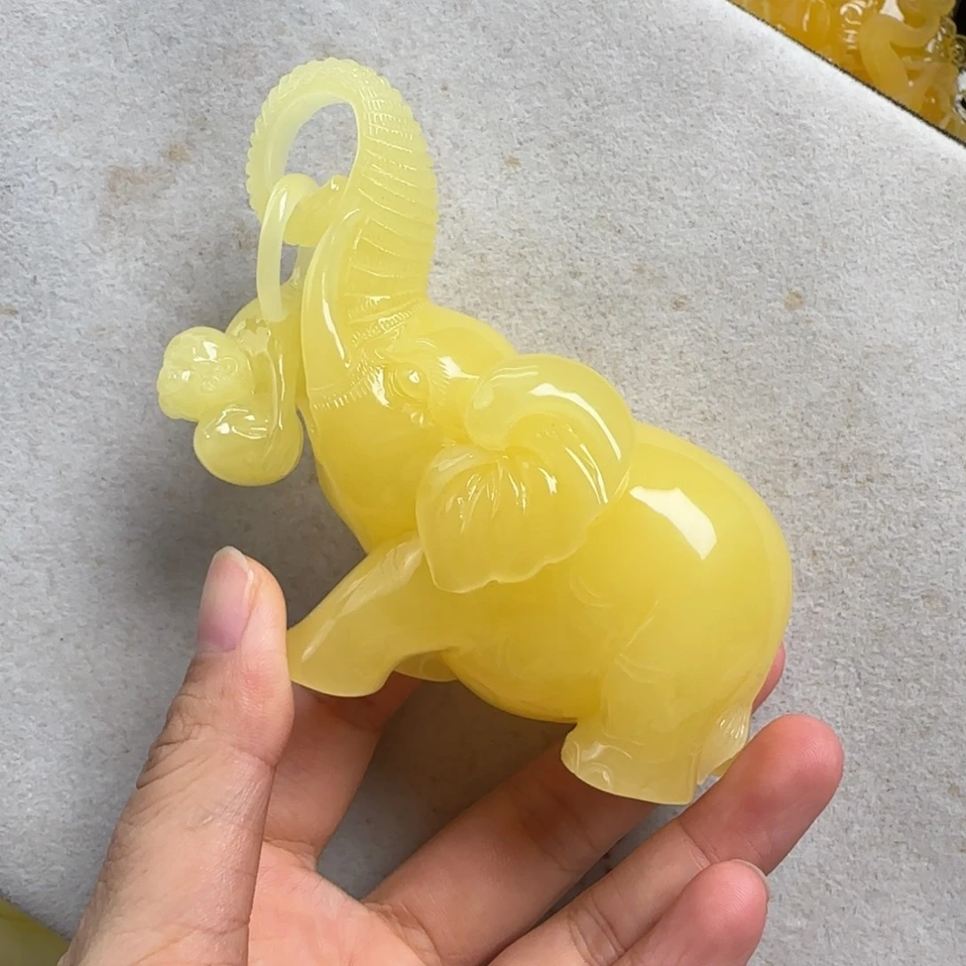 蜜蜡未镶嵌珠宝奇石
