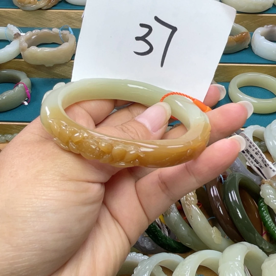 未镶嵌手镯和田玉圈口57