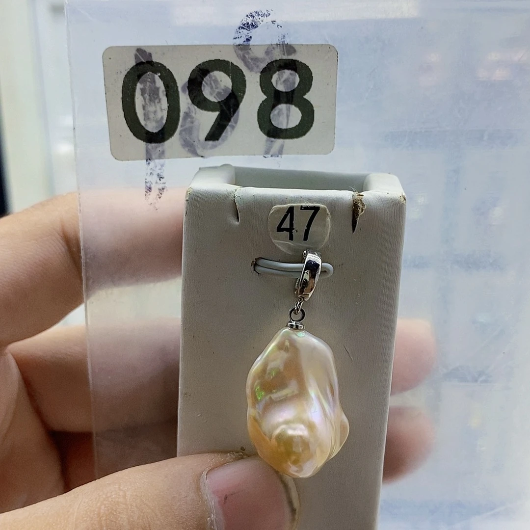 颈饰合金淡水珍珠