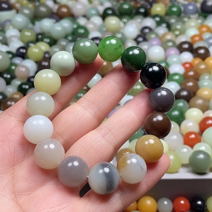 未镶嵌和田玉车挂