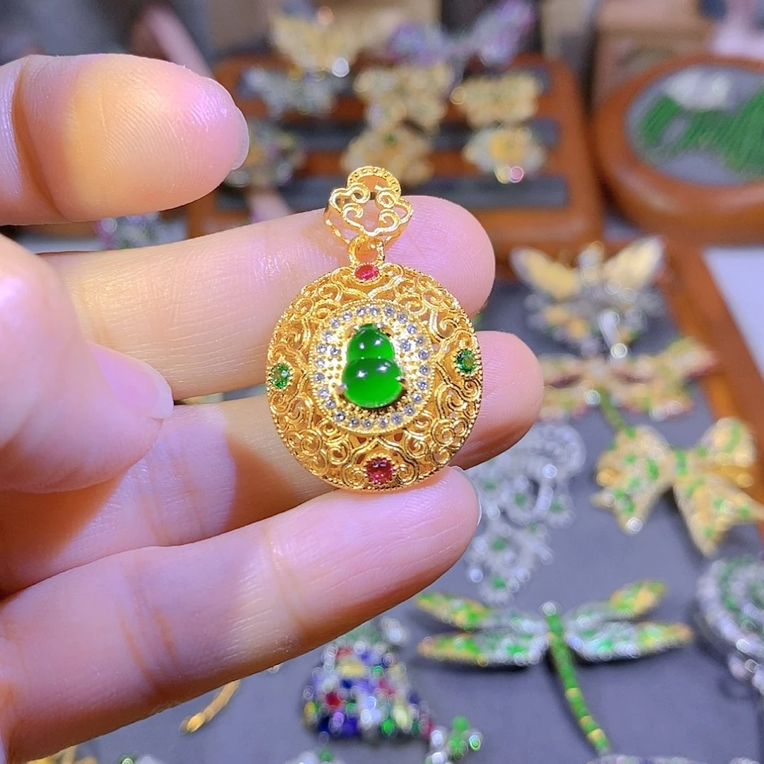 颈饰银S925镶嵌翡翠