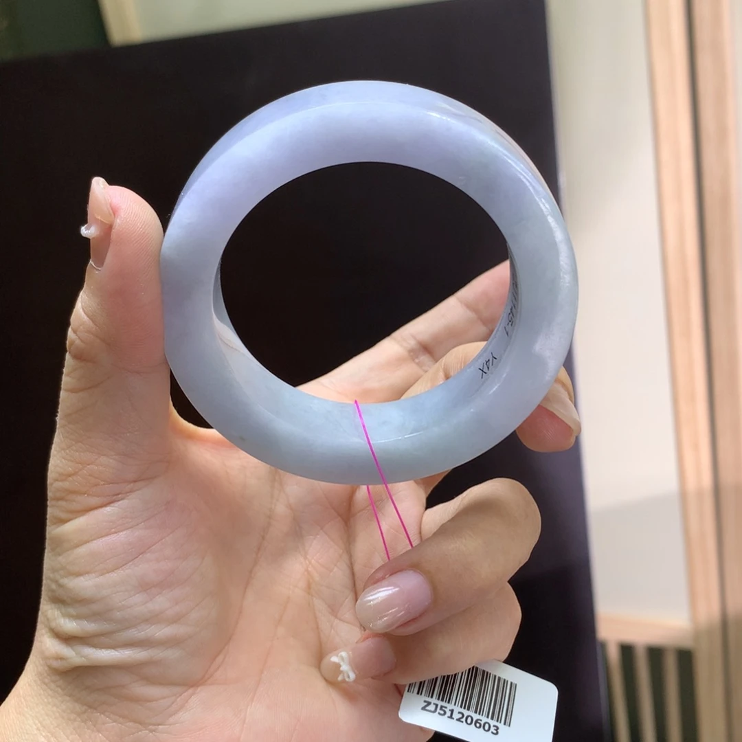 定制翡翠未镶嵌翡翠手镯