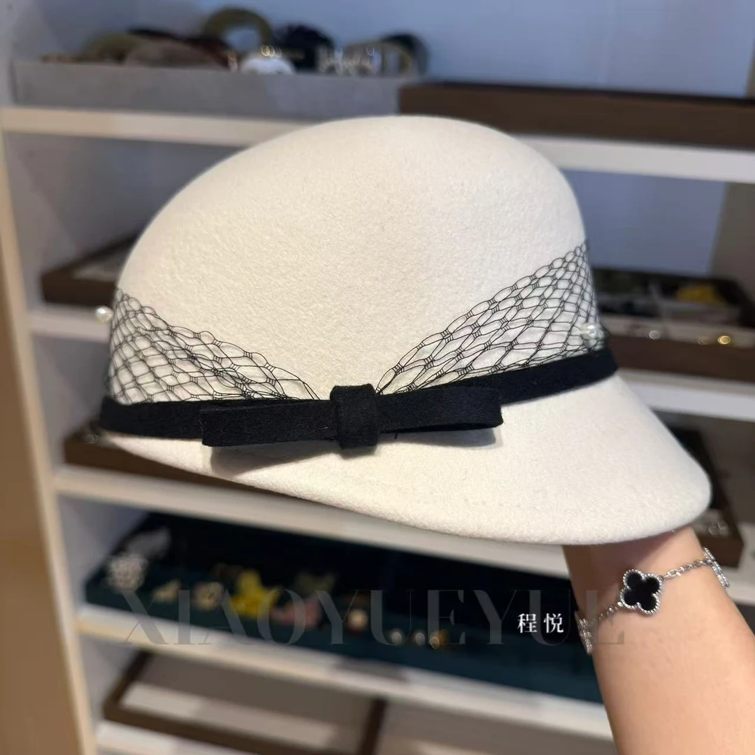 【新品】A-02341时尚百搭极简风秋冬女士经典显脸小黑白马术帽