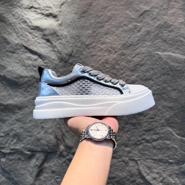 轻奢时尚男鞋夏季新款透气单层网面百搭潮流运动休闲小白鞋