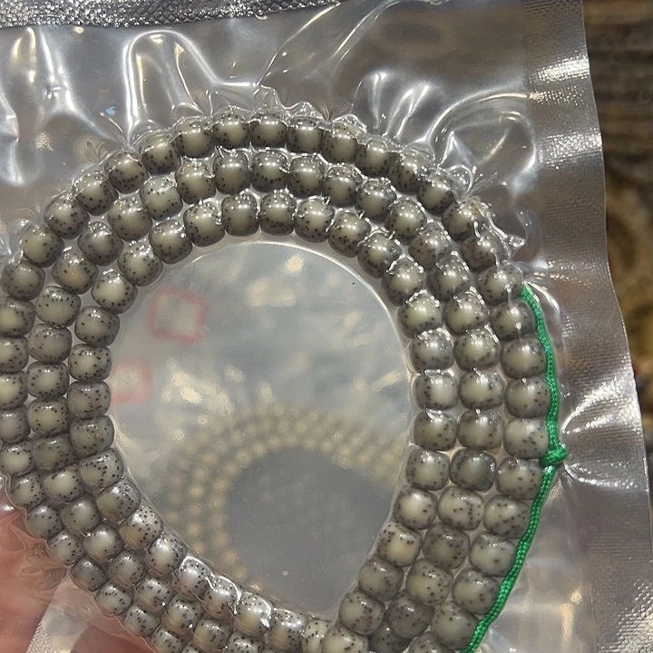 星月菩提手串海南原生态6/7灰冰双留白头条