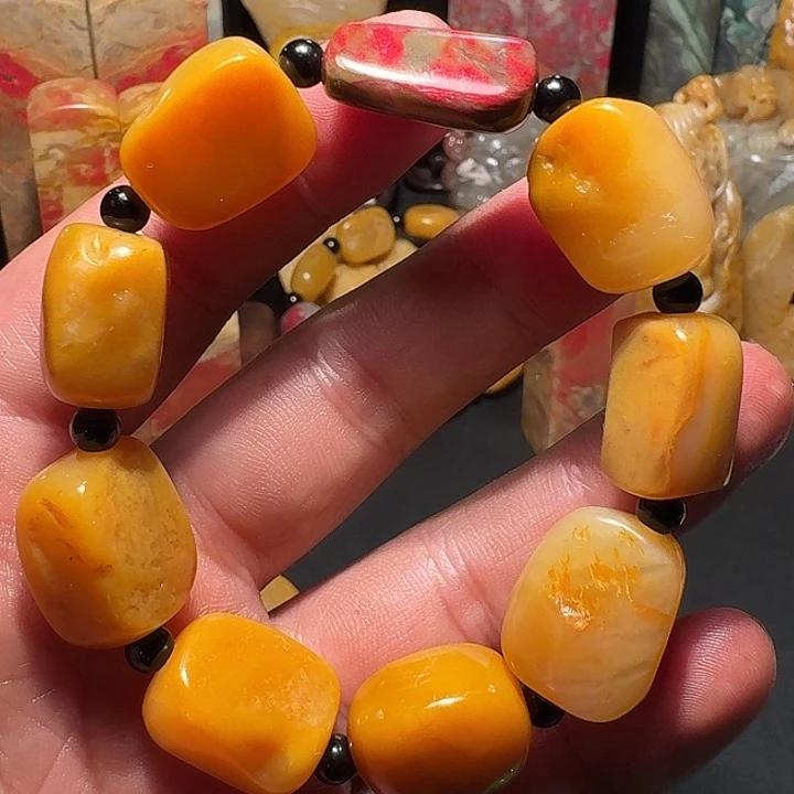 雅***士老挝石精品田黄手串