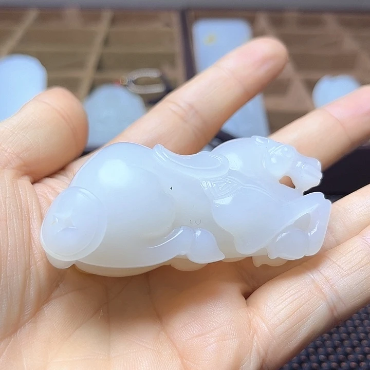 和田玉（糖玉）未镶嵌挂件