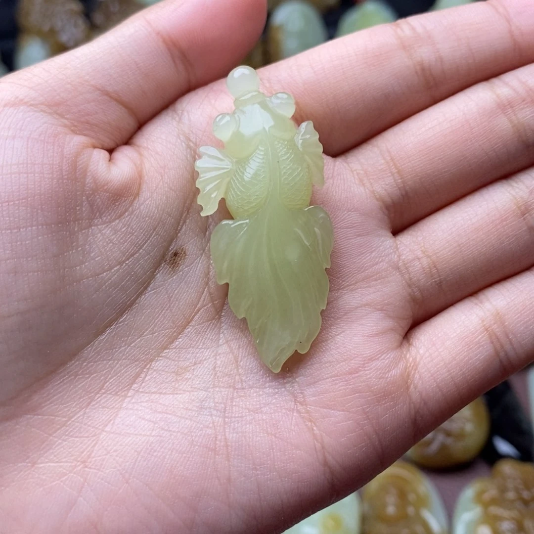 项链未镶嵌和田玉（糖玉）