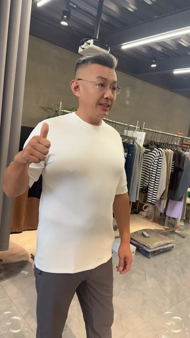 【一吨她娘专属】2025秋冬新款高端男士莫代尔短袖体恤666