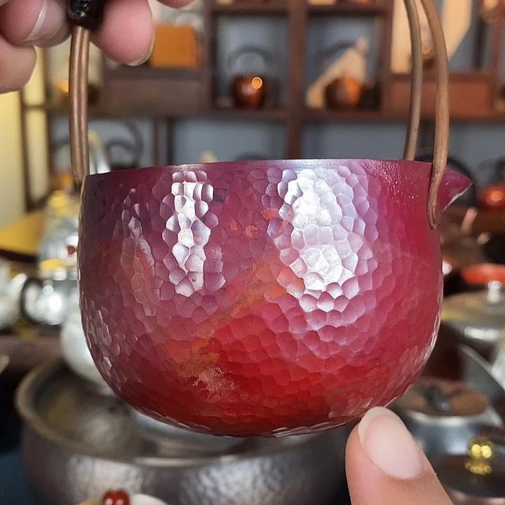杨***妞手工制作紫铜壶工艺