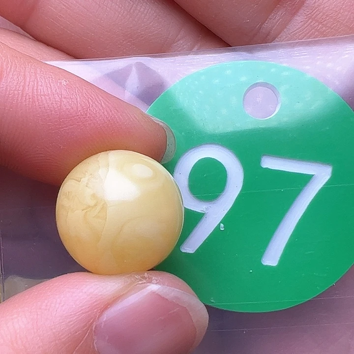 蜜蜡裸石未镶嵌钱**?15m m