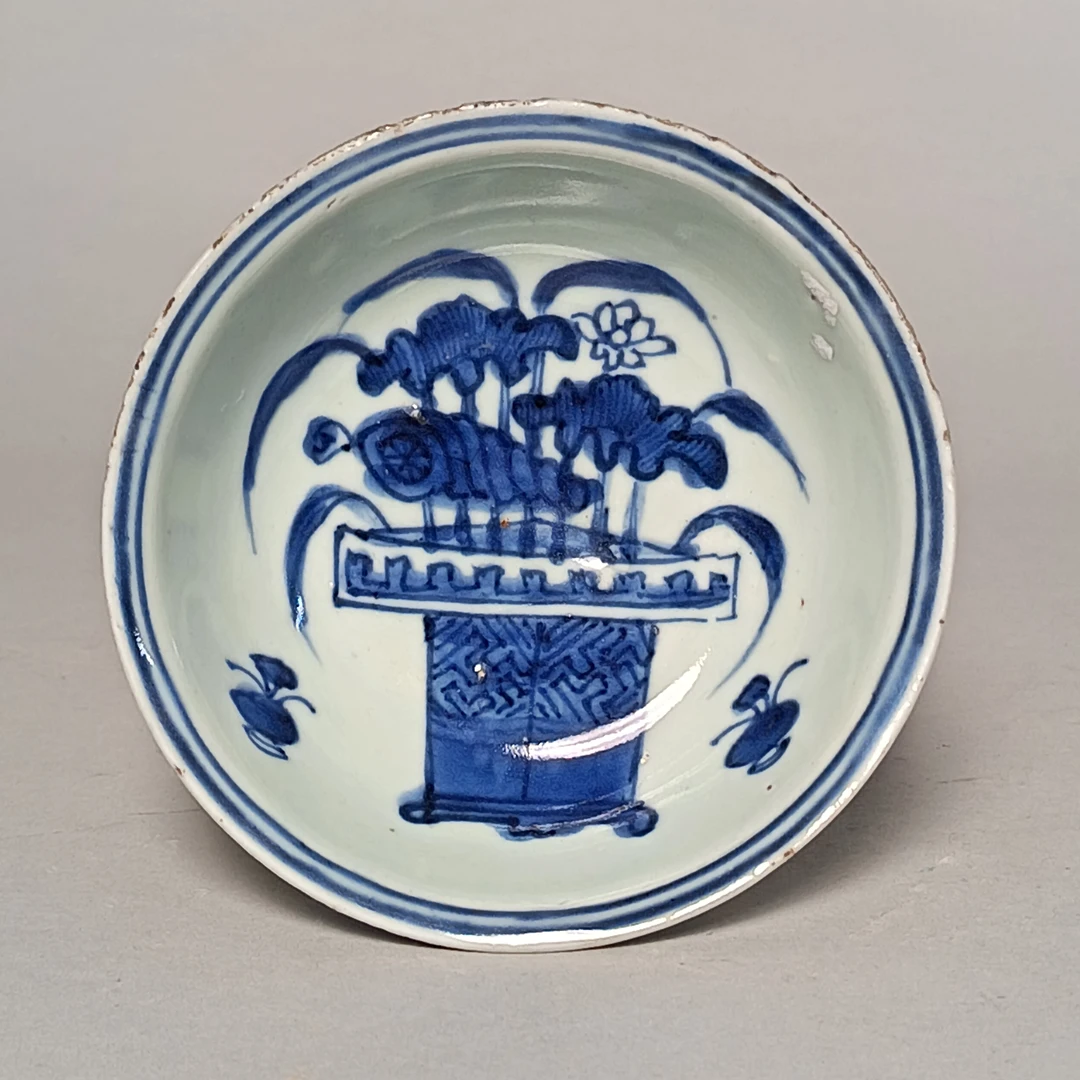 【010021901】明晚期 青花花卉盘