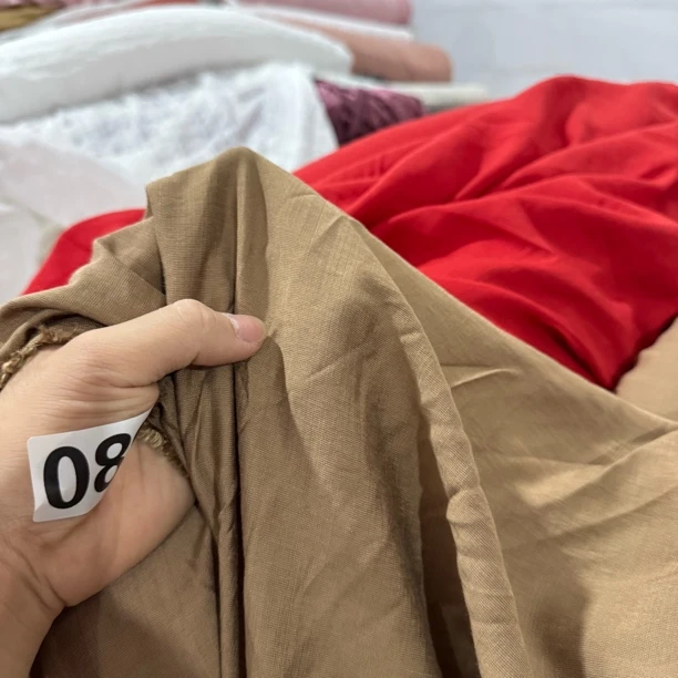 89 高含量天丝亚麻裙子面料6米价 单层不透