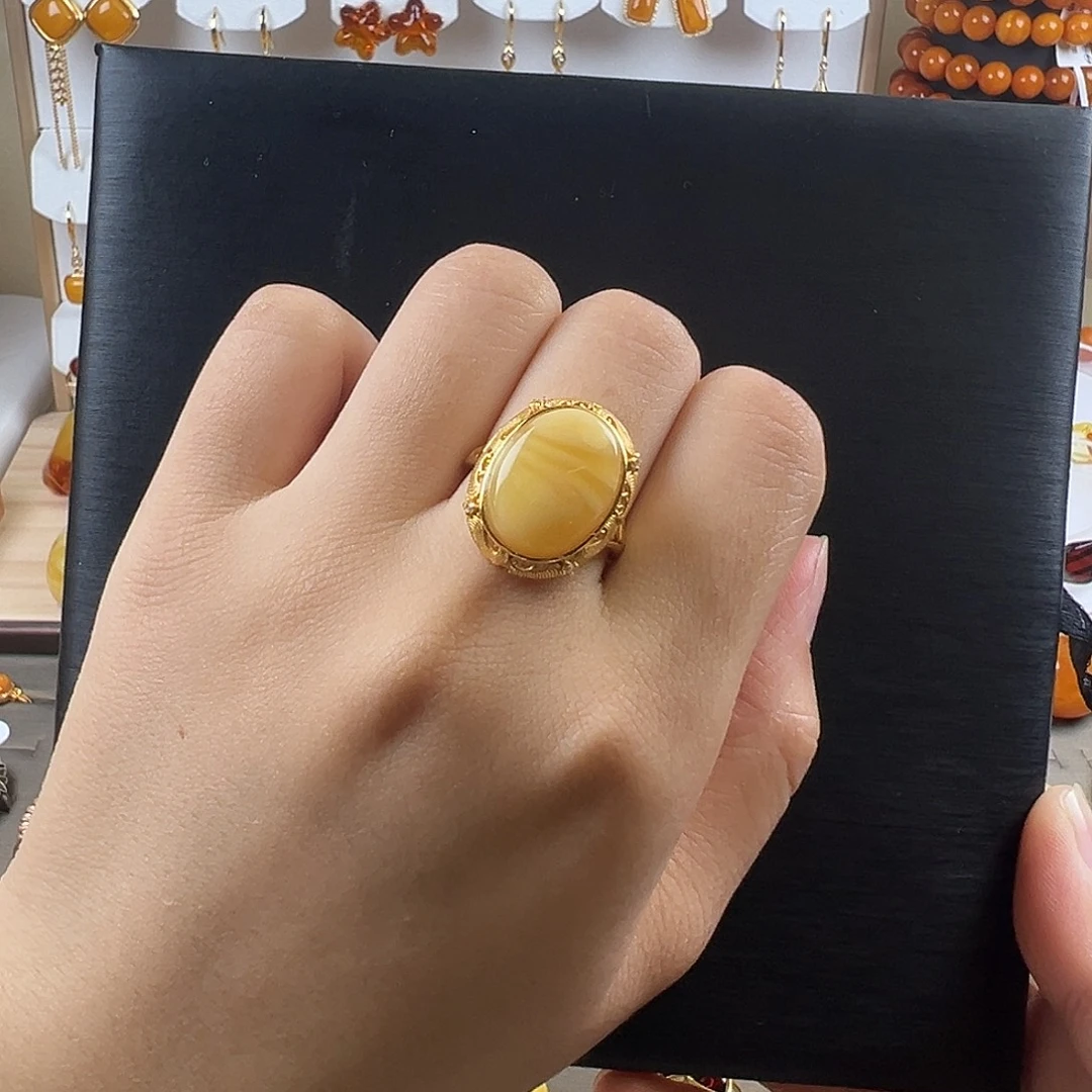 琥珀银S925镶嵌戒指精品蜜蜡溶洞拉丝戒指