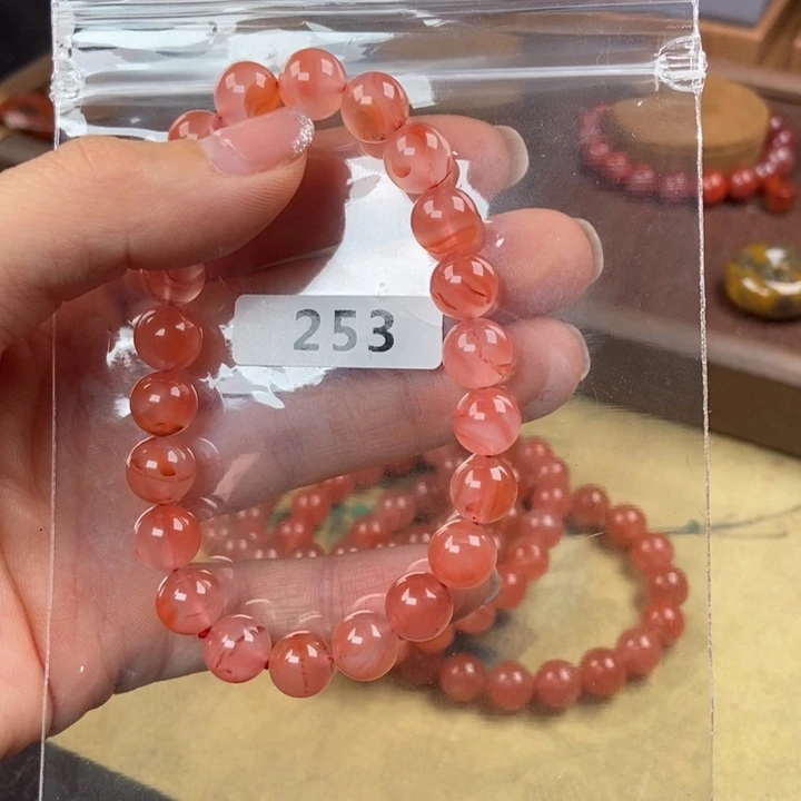 南红玛瑙未镶嵌颈饰