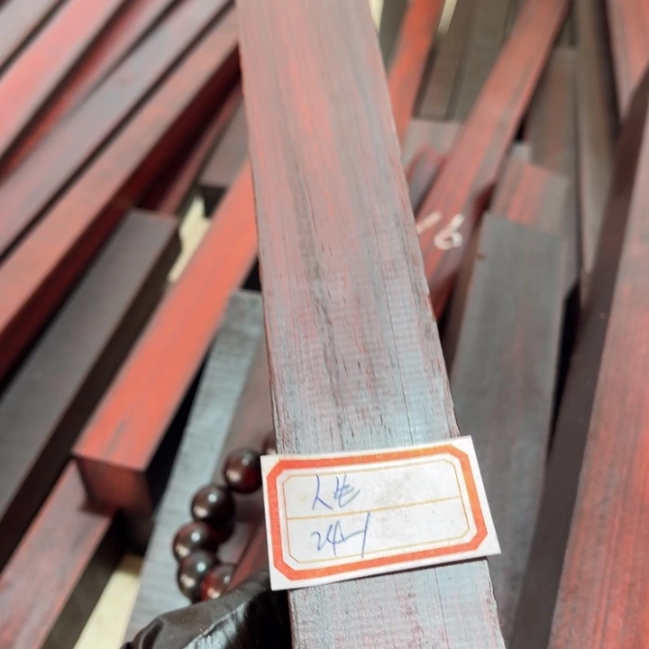 紫檀木类端景台人****二