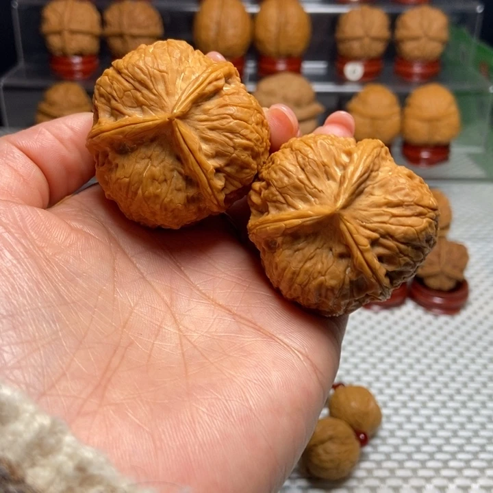 ༺***༻把件文玩核桃1金香炉三棱