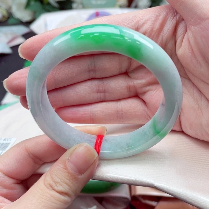 未镶嵌手镯翡翠翡翠