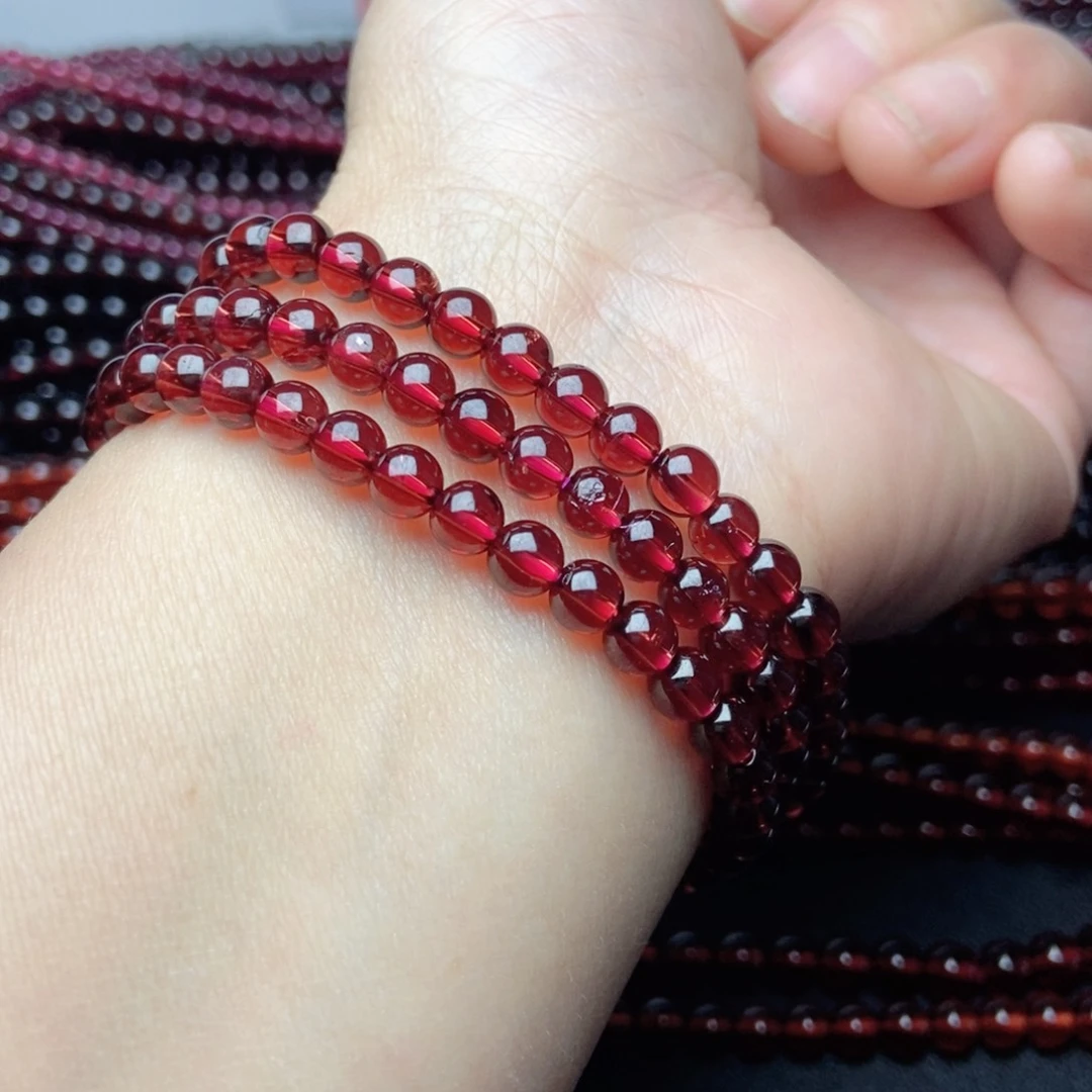 未镶嵌手链石榴石4.8香槟金毕业级