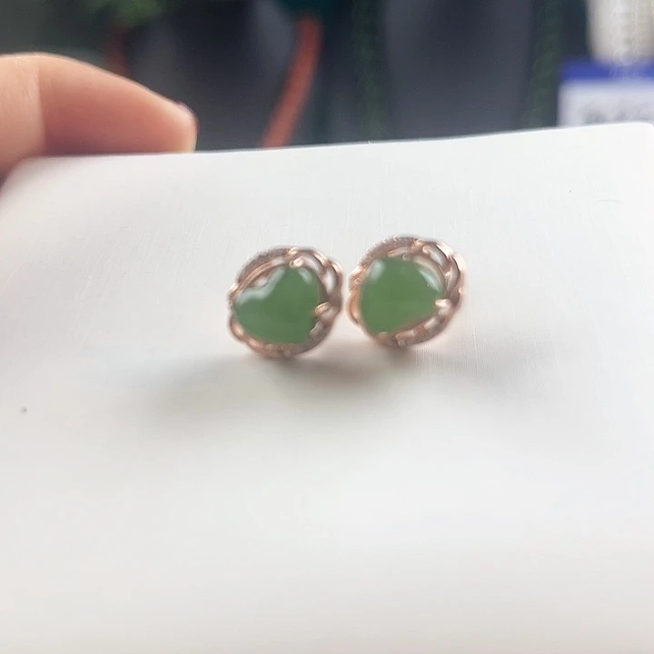 和田玉耳饰银S925镀金镶嵌俄碧耳钉