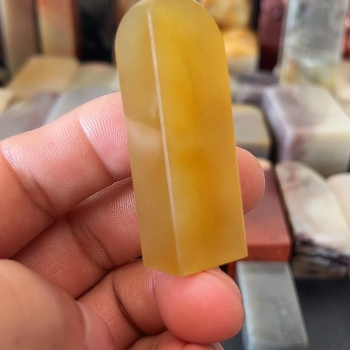 昌化石印石老挝精品田黄印章