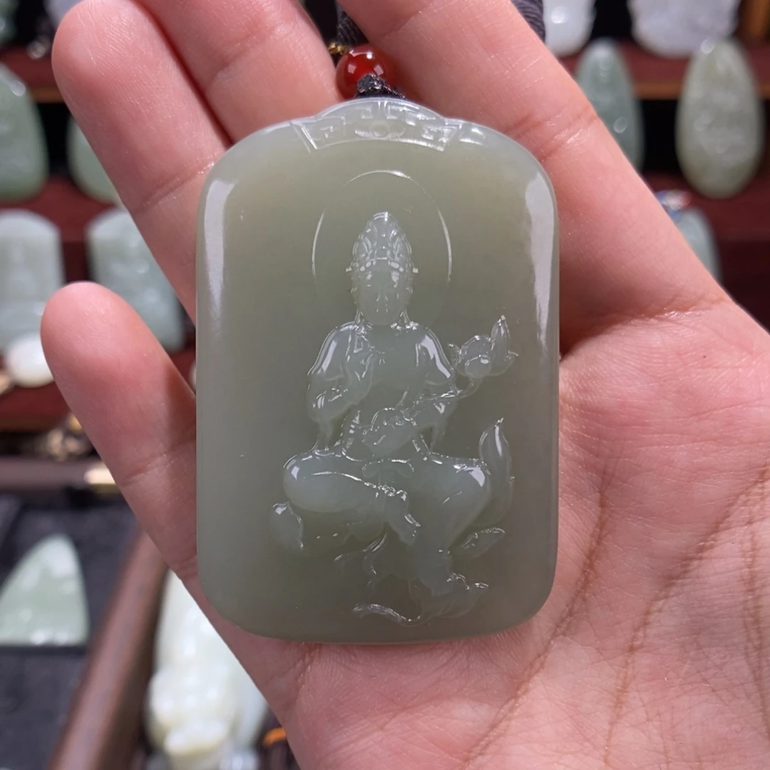 和田玉（糖玉）未镶嵌颈饰