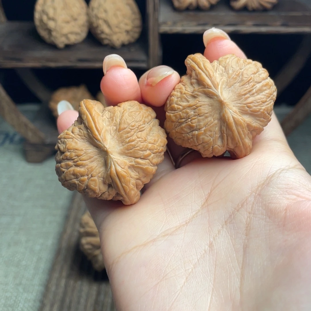 吊坠文玩核桃血麒麟41 全品白茬精配毕业红皮