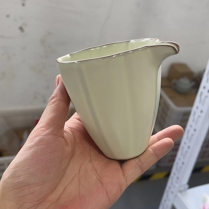 福利待遇多多哦哦哦