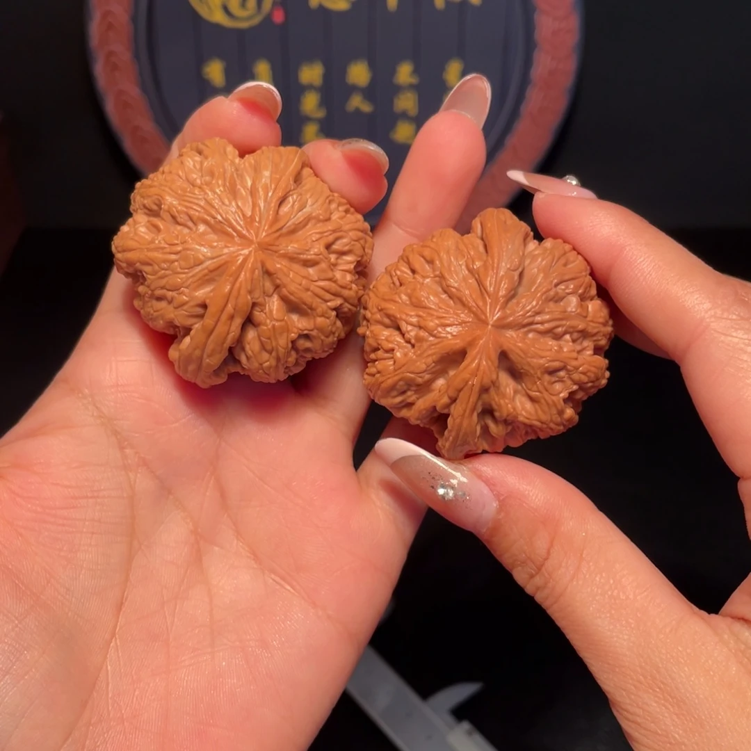 小***扬文玩核桃吊坠123456