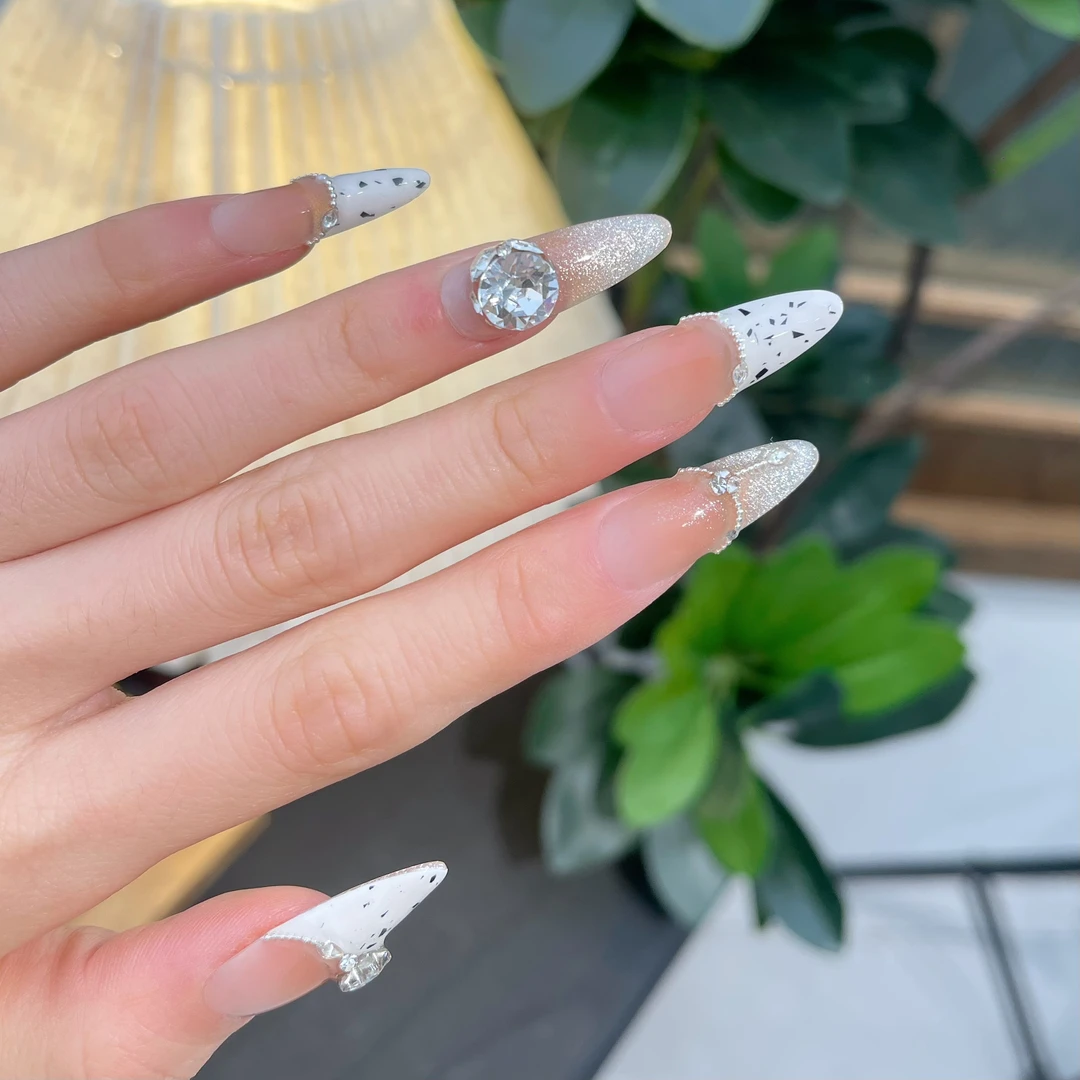 【鹌鹑法式】 施家华子钻设计师款 立体雕花纯手工可重复穿戴美甲贴