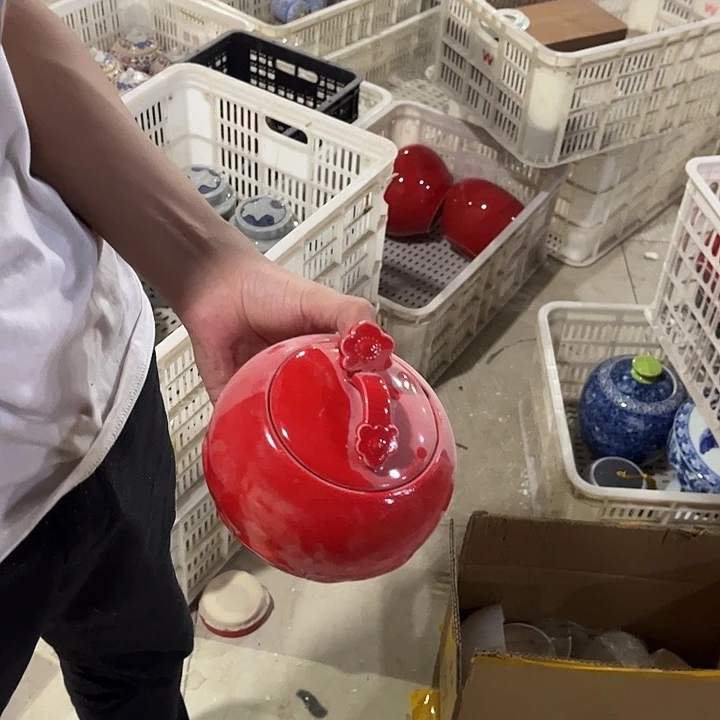 高档陶瓷茶叶罐储物罐密封罐！