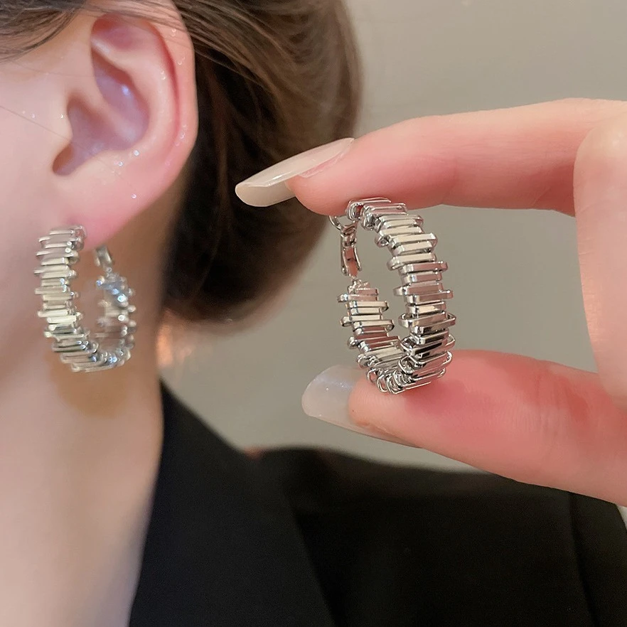 925银耳饰 个性银针简约椭圆形耳圈同款欧美小众百搭设计感耳环