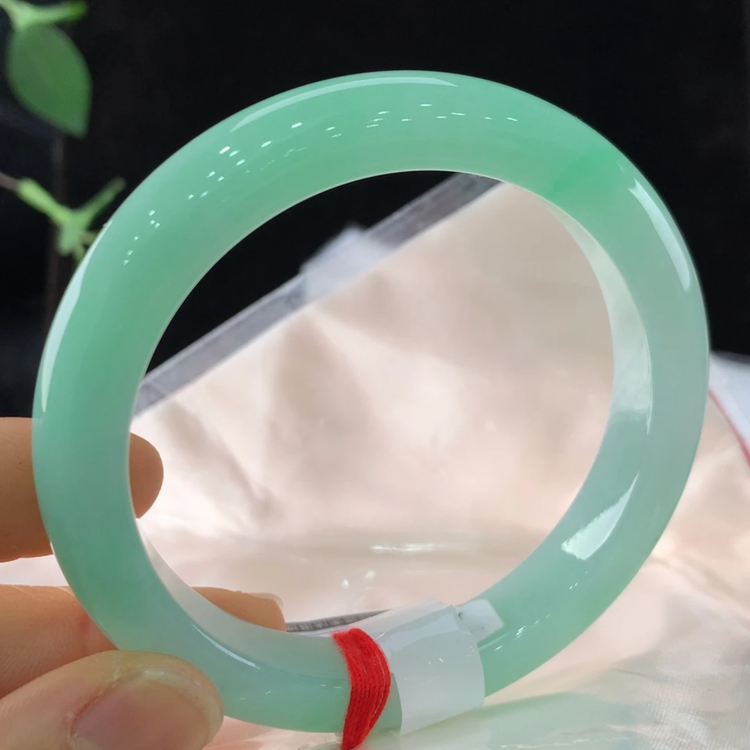 翡翠手镯未镶嵌111-1016