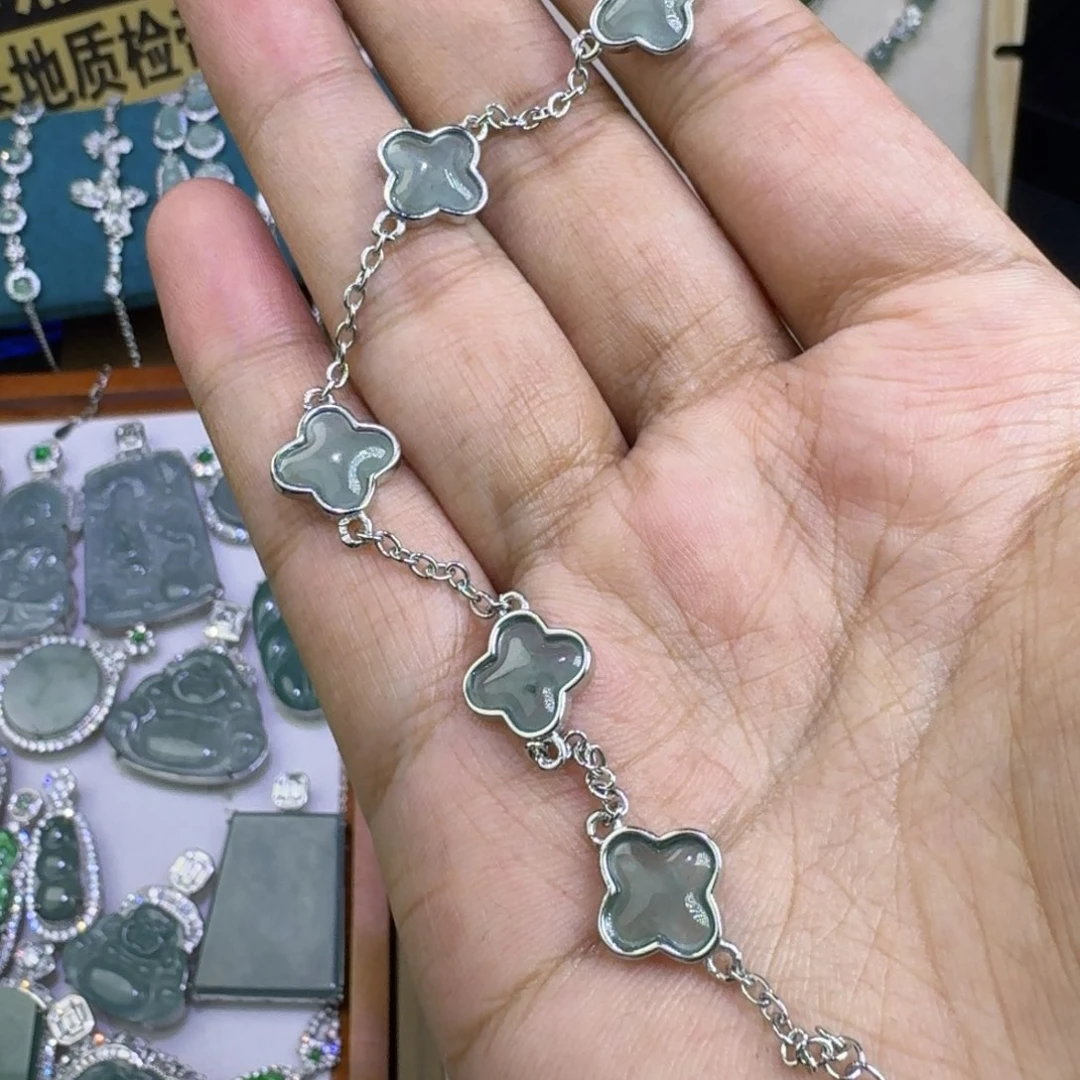 翡翠未镶嵌挂件14287